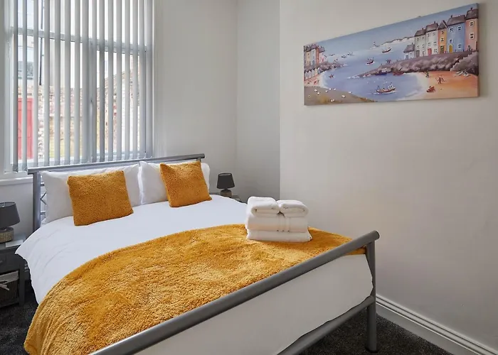 Host & - Diamond One Saltburn-by-the-Sea